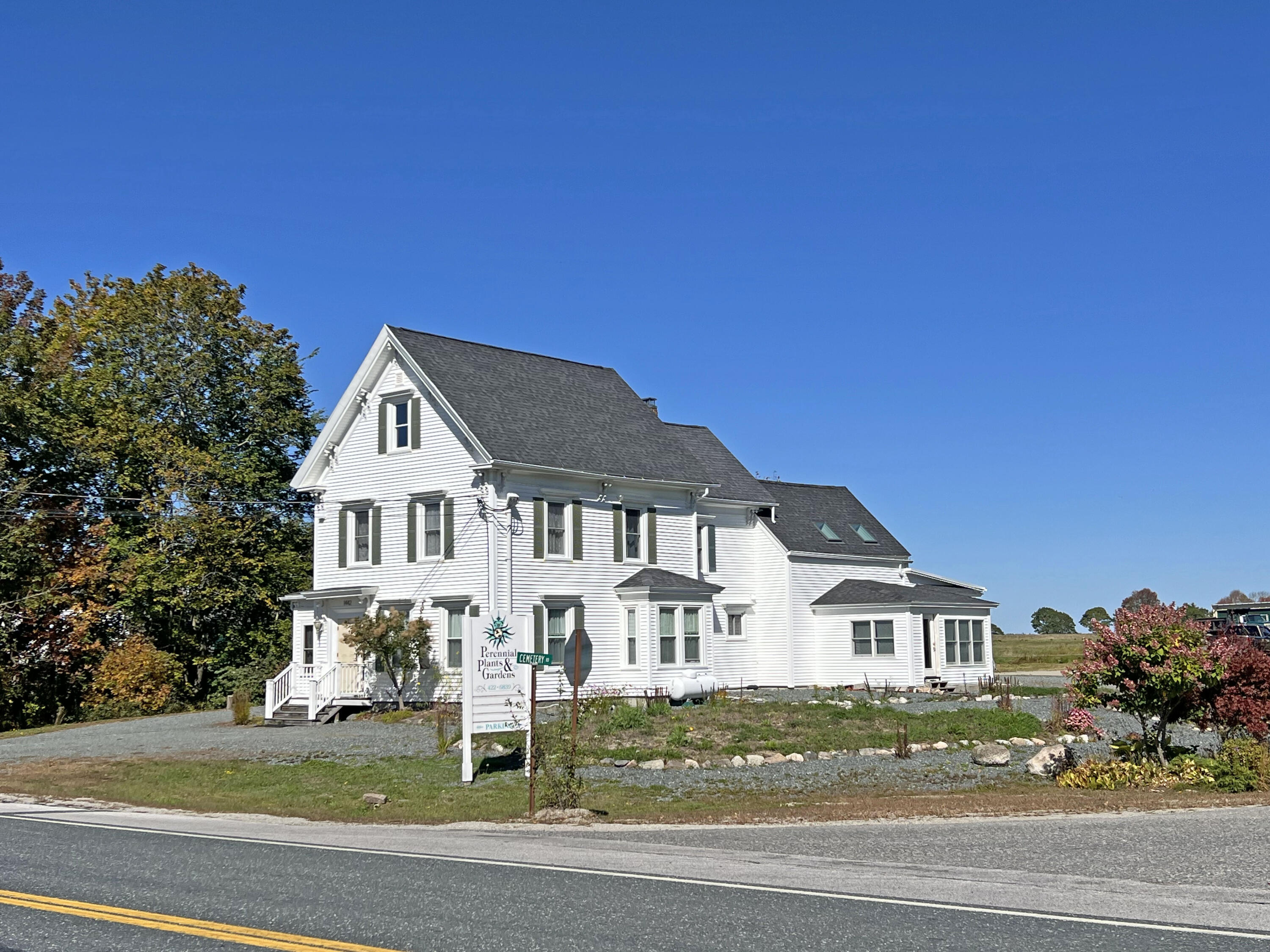 1442 Us Highway 1 Hancock ME 04640