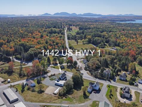 1442 Us Highway 1 Hancock ME 04640