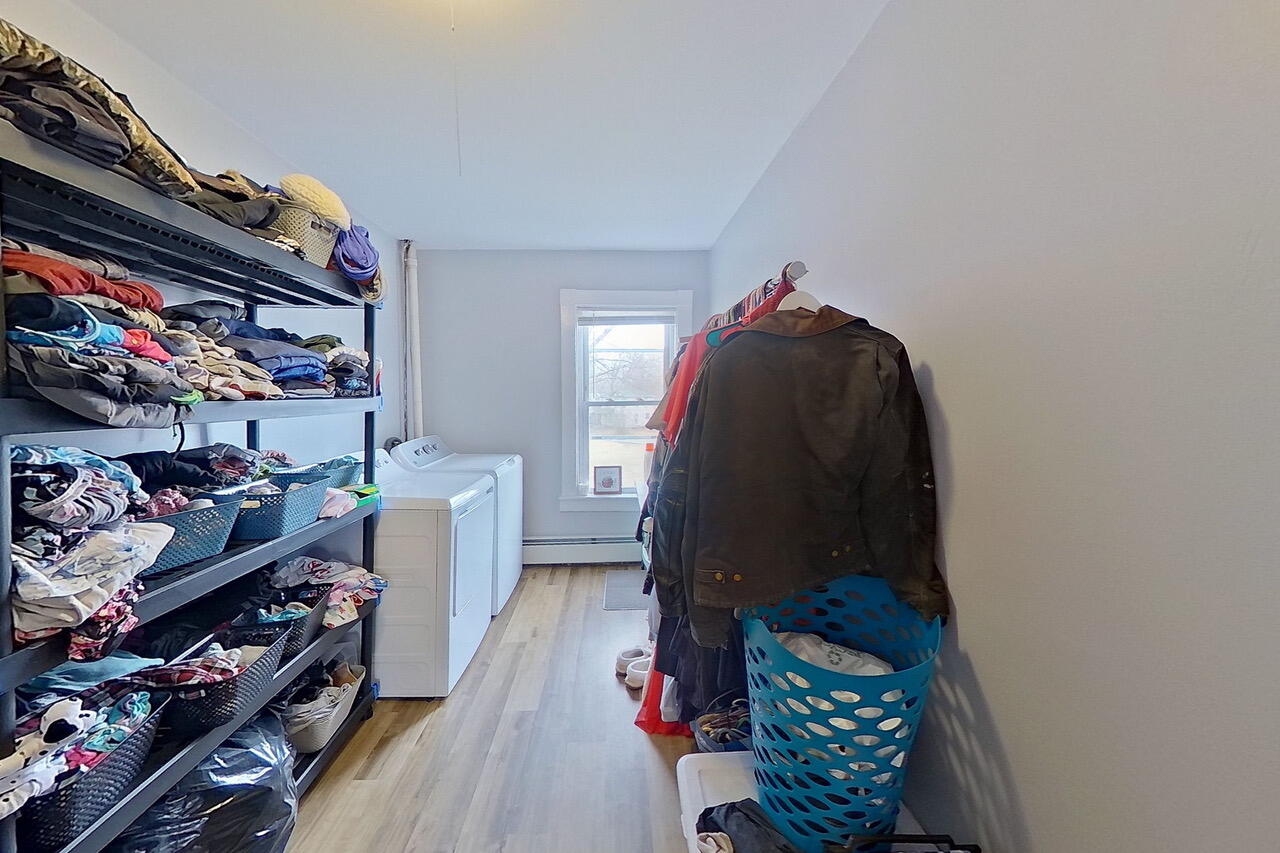 27 Vine Street Livermore Falls ME 04254