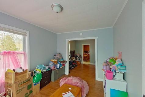27 Vine Street Livermore Falls ME 04254