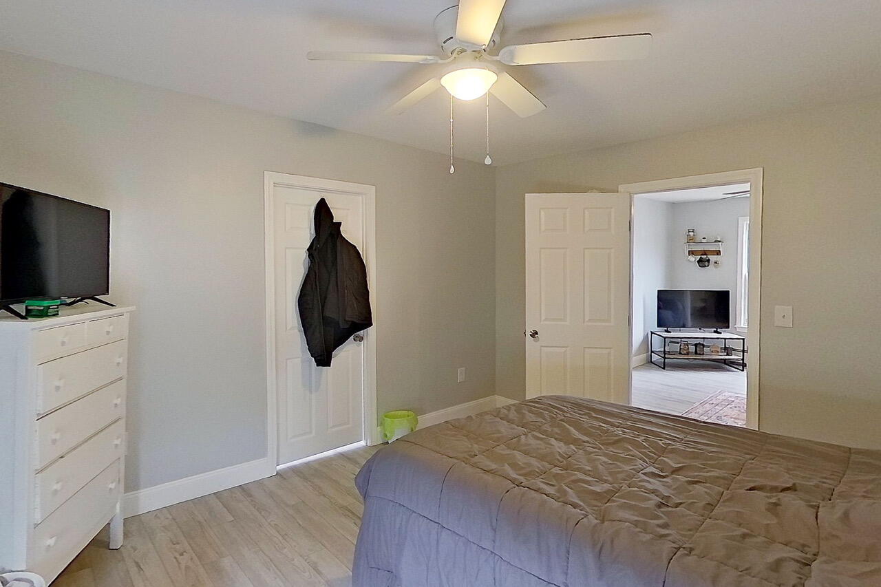27 Vine Street Livermore Falls ME 04254