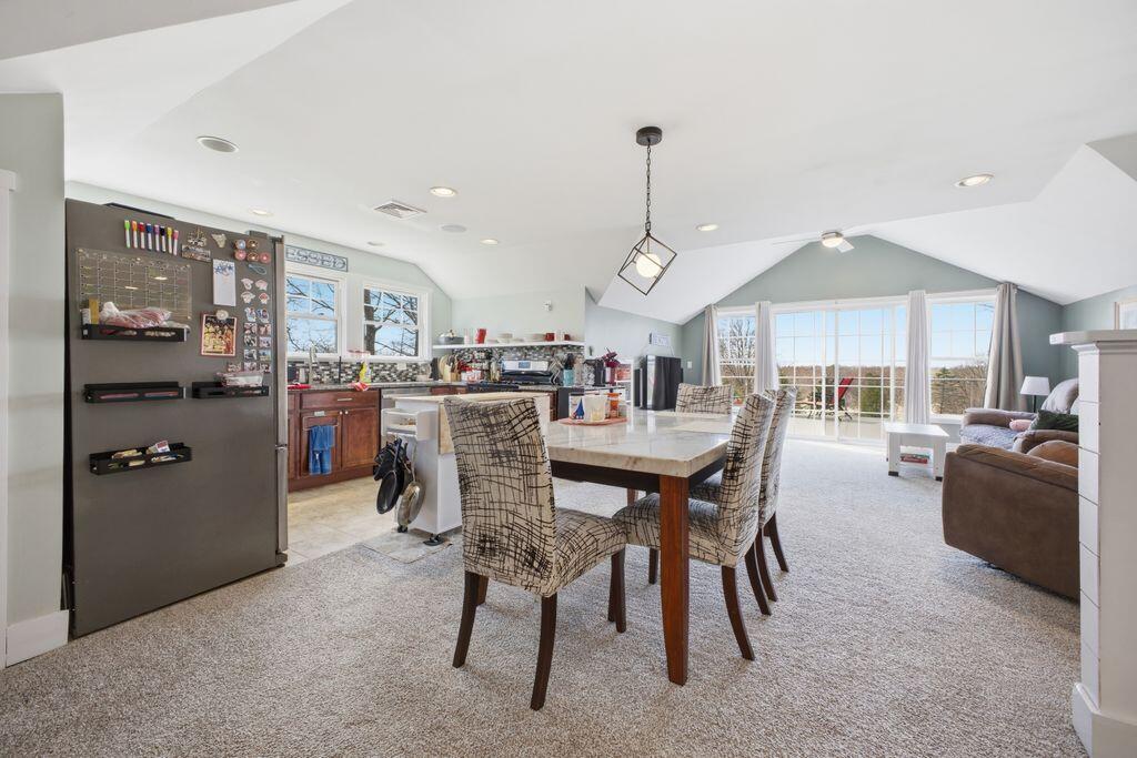 27 Fowler Road Cape Elizabeth ME 04107