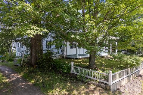 83A-83B Bath Road Wiscasset ME 04578