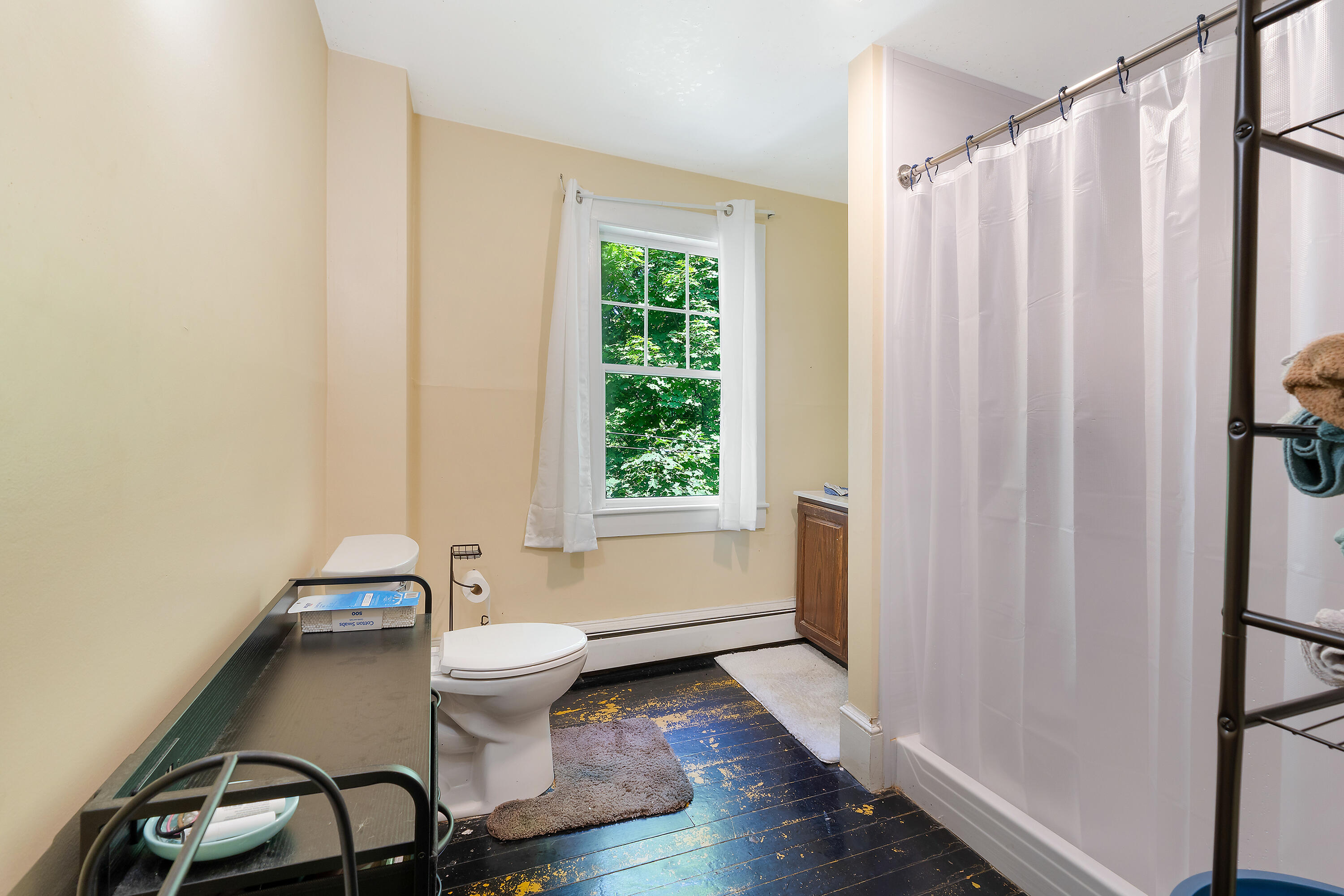 83a-83b Bath Road Wiscasset ME 04578