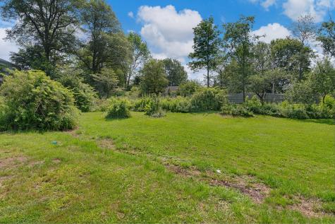 83A-83B Bath Road Wiscasset ME 04578