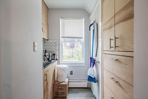 91 Illsley Street Portland ME 04103