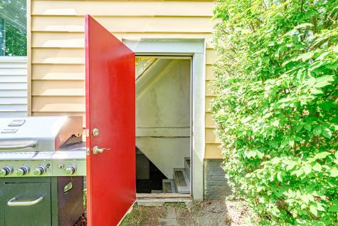 91 Illsley Street Portland ME 04103