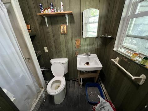 164 Maine Avenue Rumford ME 04276