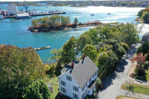 15 Old Armory Way Kittery ME 03904