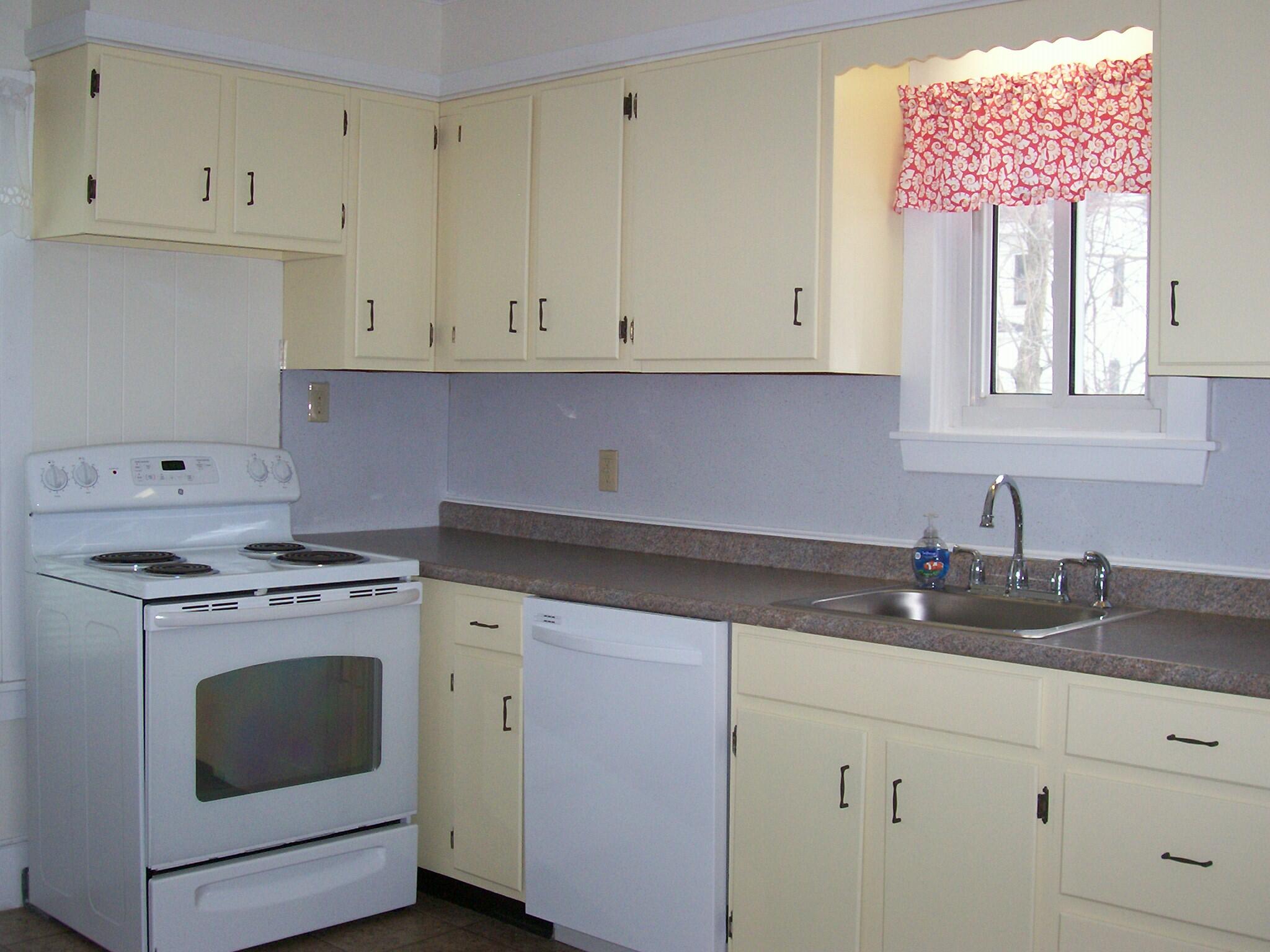 11-13 Maple Street Brunswick ME 04011