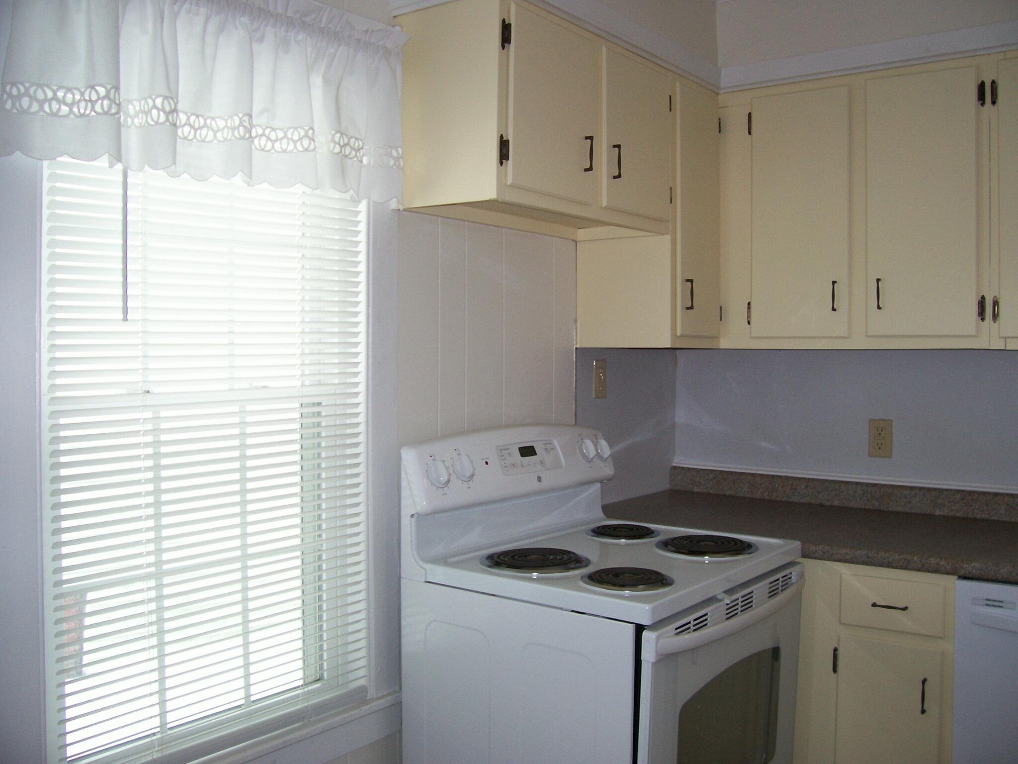 11-13 Maple Street Brunswick ME 04011