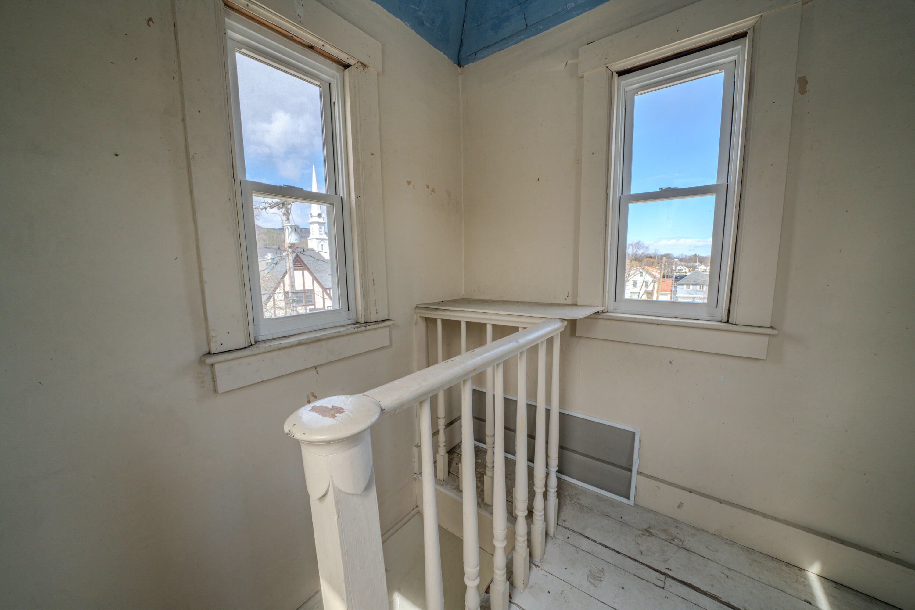13 Wood Street Camden ME 04843