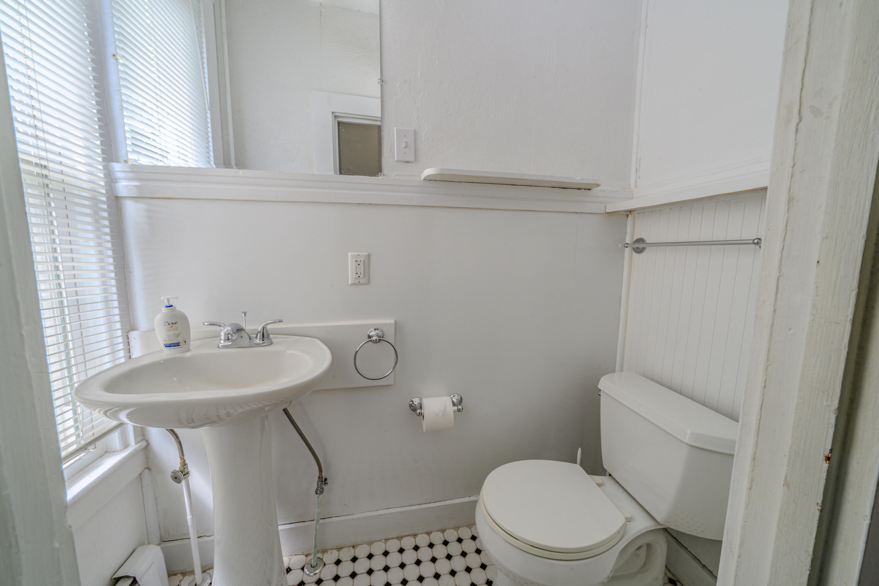 13 Wood Street Camden ME 04843