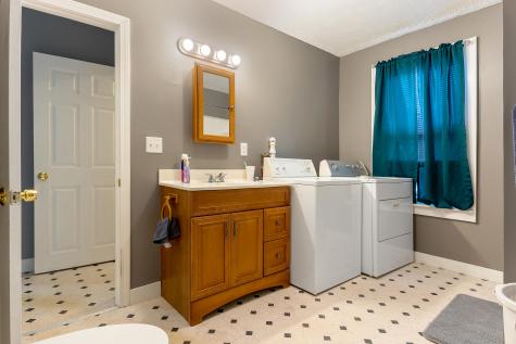 17 Harding Street Biddeford ME 04005