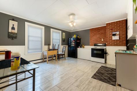 17 Harding Street Biddeford ME 04005