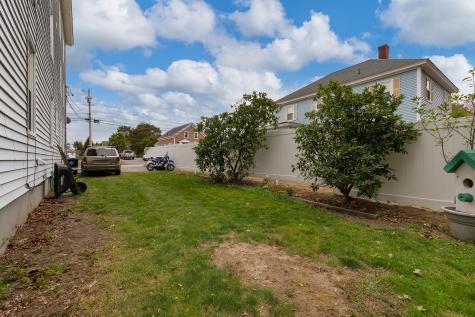 17 Harding Street Biddeford ME 04005