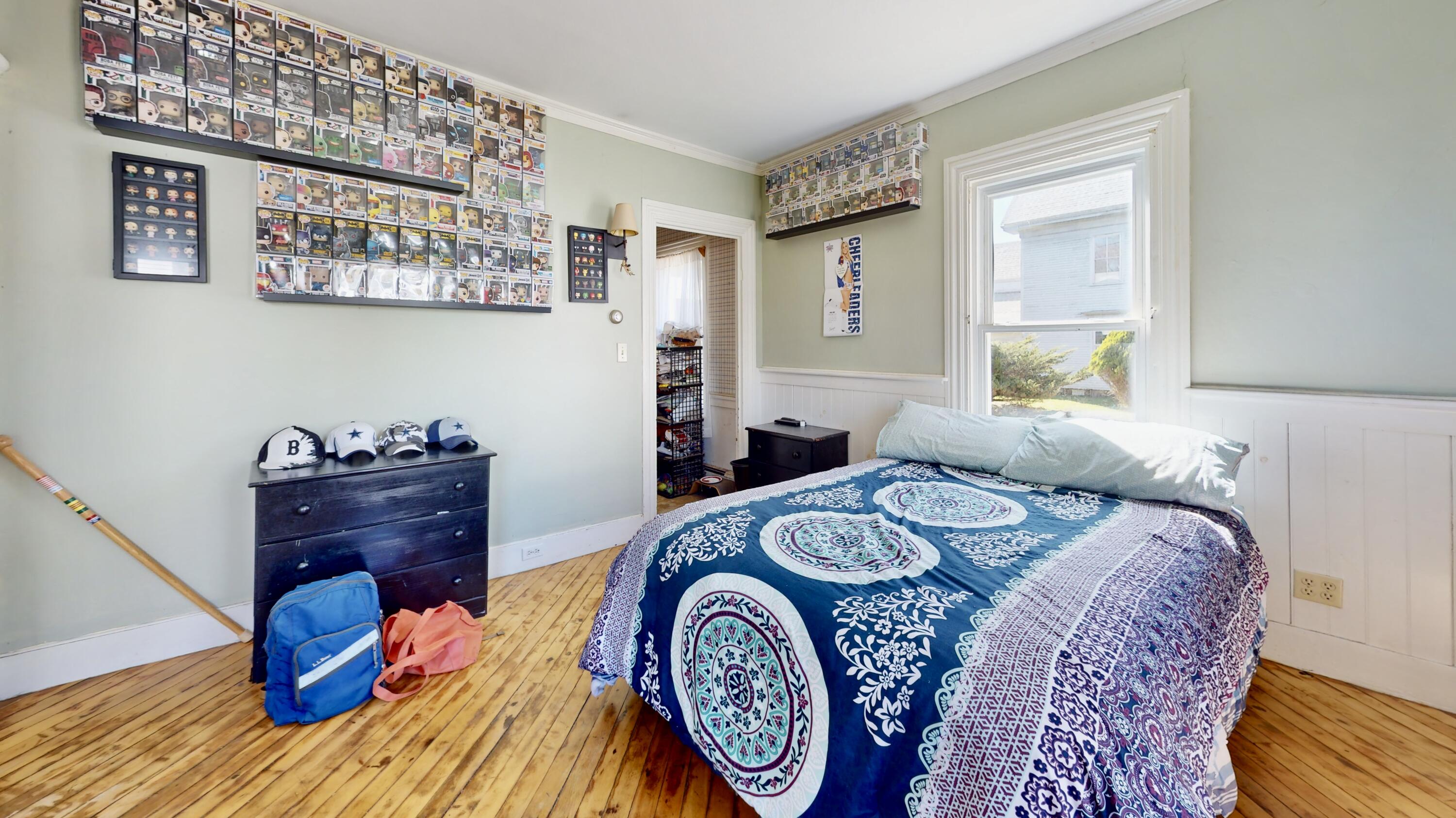 13 Pleasant Street Vinalhaven ME 04863