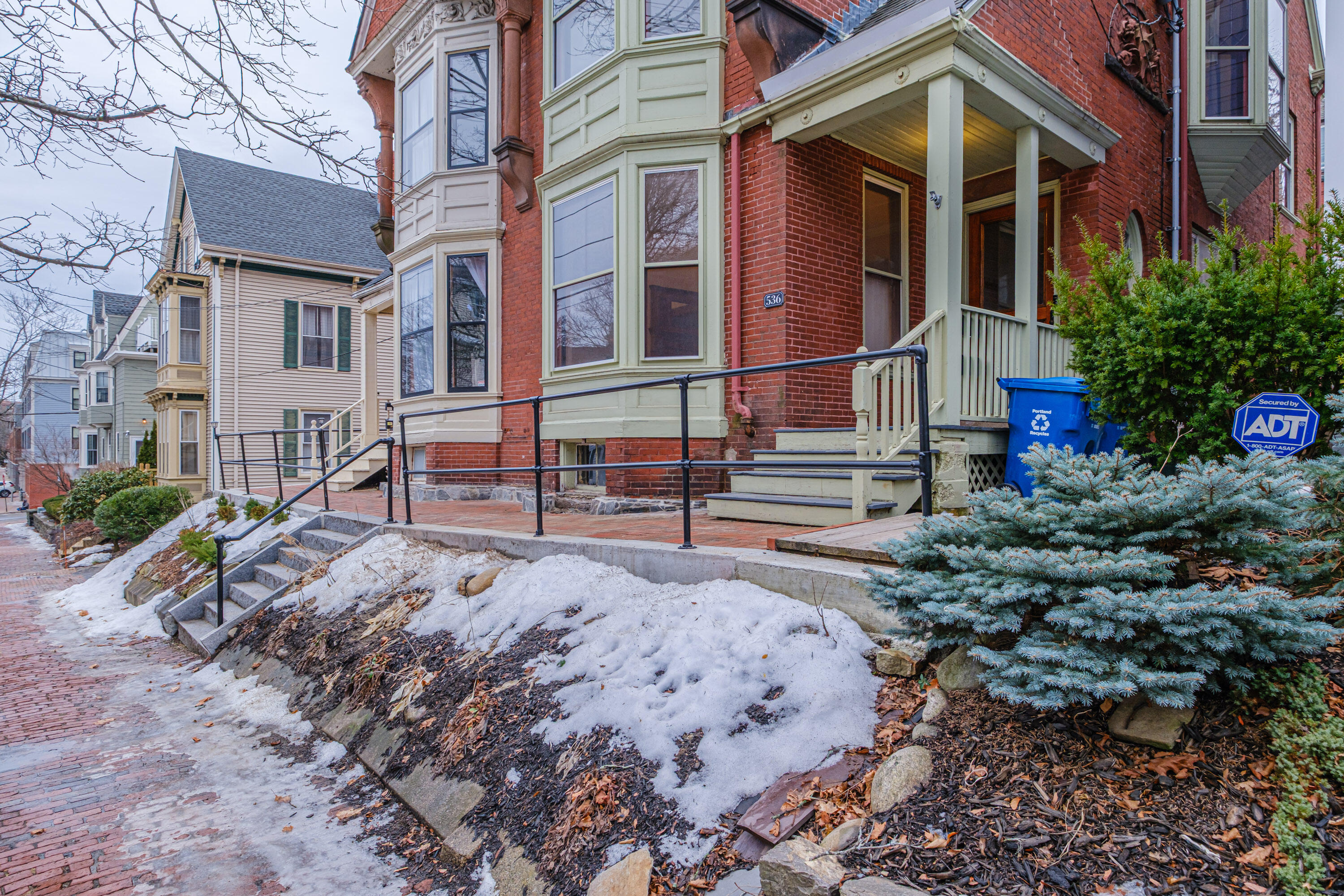 536 Cumberland Avenue Portland ME 04101