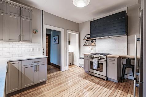 536 Cumberland Avenue Portland ME 04101