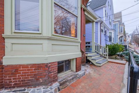 536 Cumberland Avenue Portland ME 04101