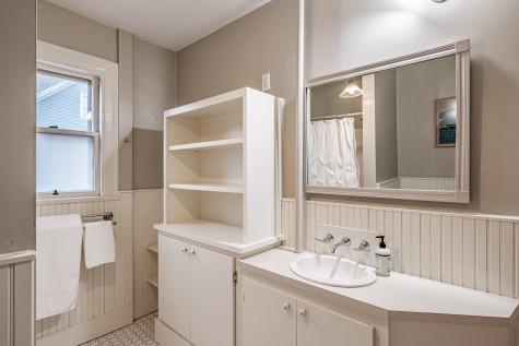 536 Cumberland Avenue Portland ME 04101