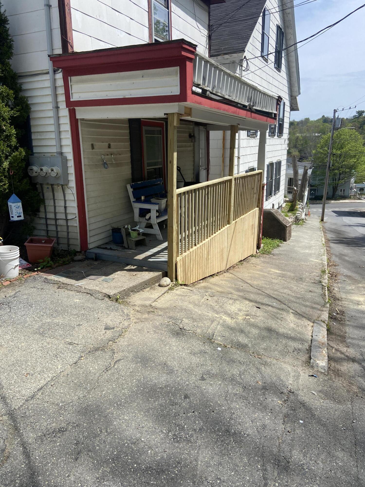 21 Laurel Street Augusta ME 04330