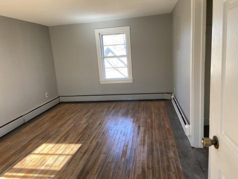 21 Laurel Street Augusta ME 04330