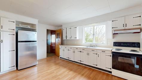 23 Eaton Street Lewiston ME 04240