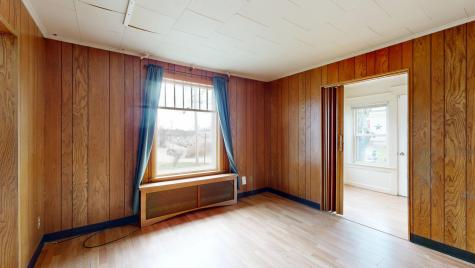 23 Eaton Street Lewiston ME 04240
