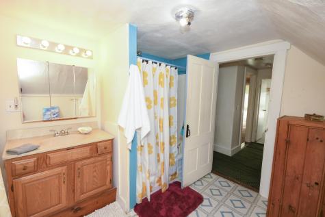 18 Bridge Street Cornish ME 04020