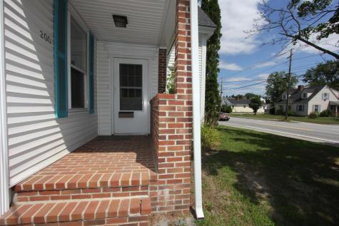 198 East Avenue Lewiston ME 04240