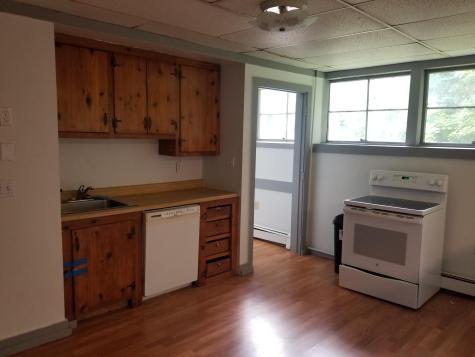 13 Hutchins Street Auburn ME 04210