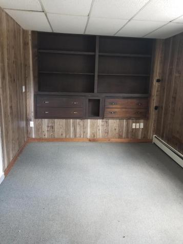 13 Hutchins Street Auburn ME 04210