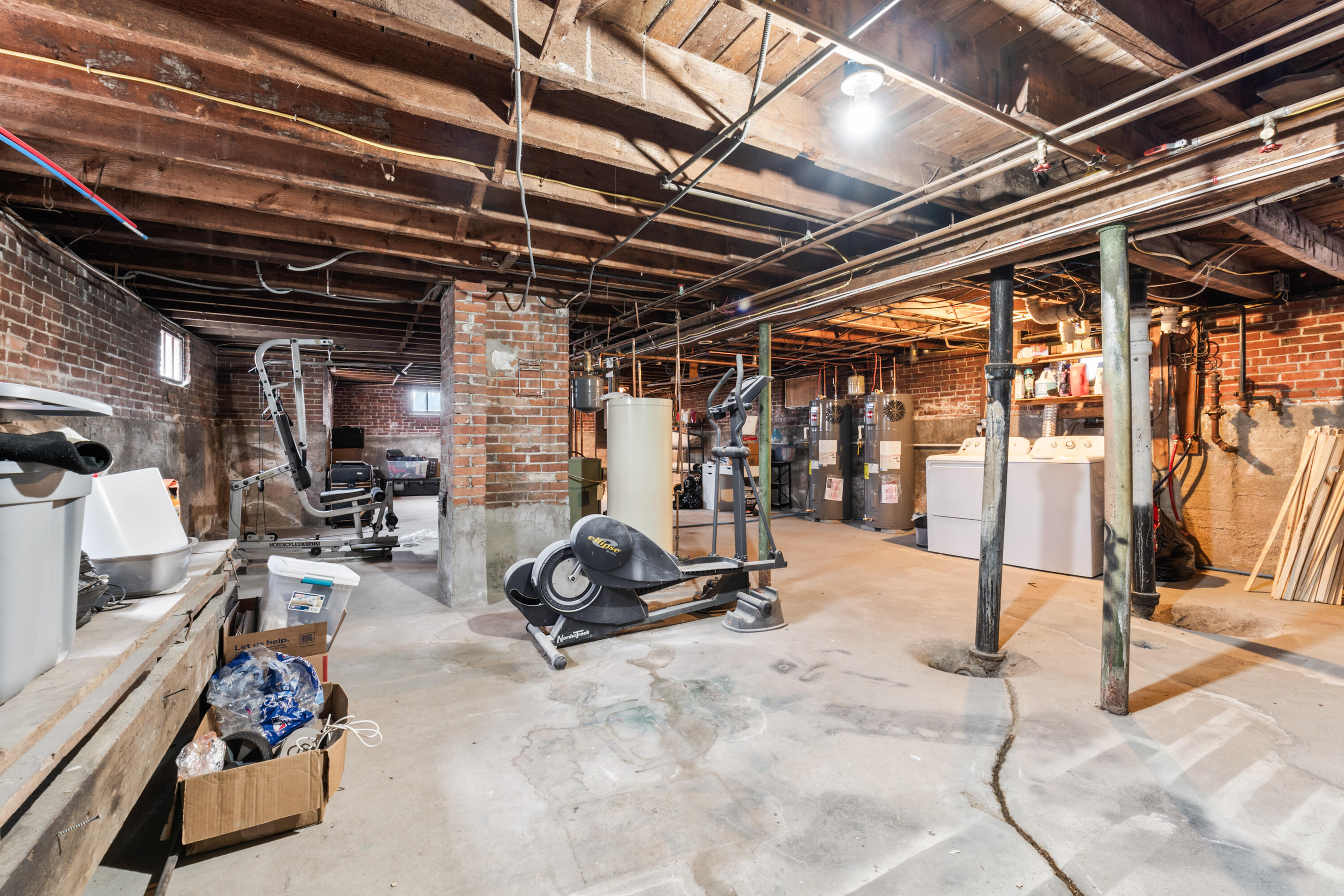 31 Burbank Street Lewiston ME 04240