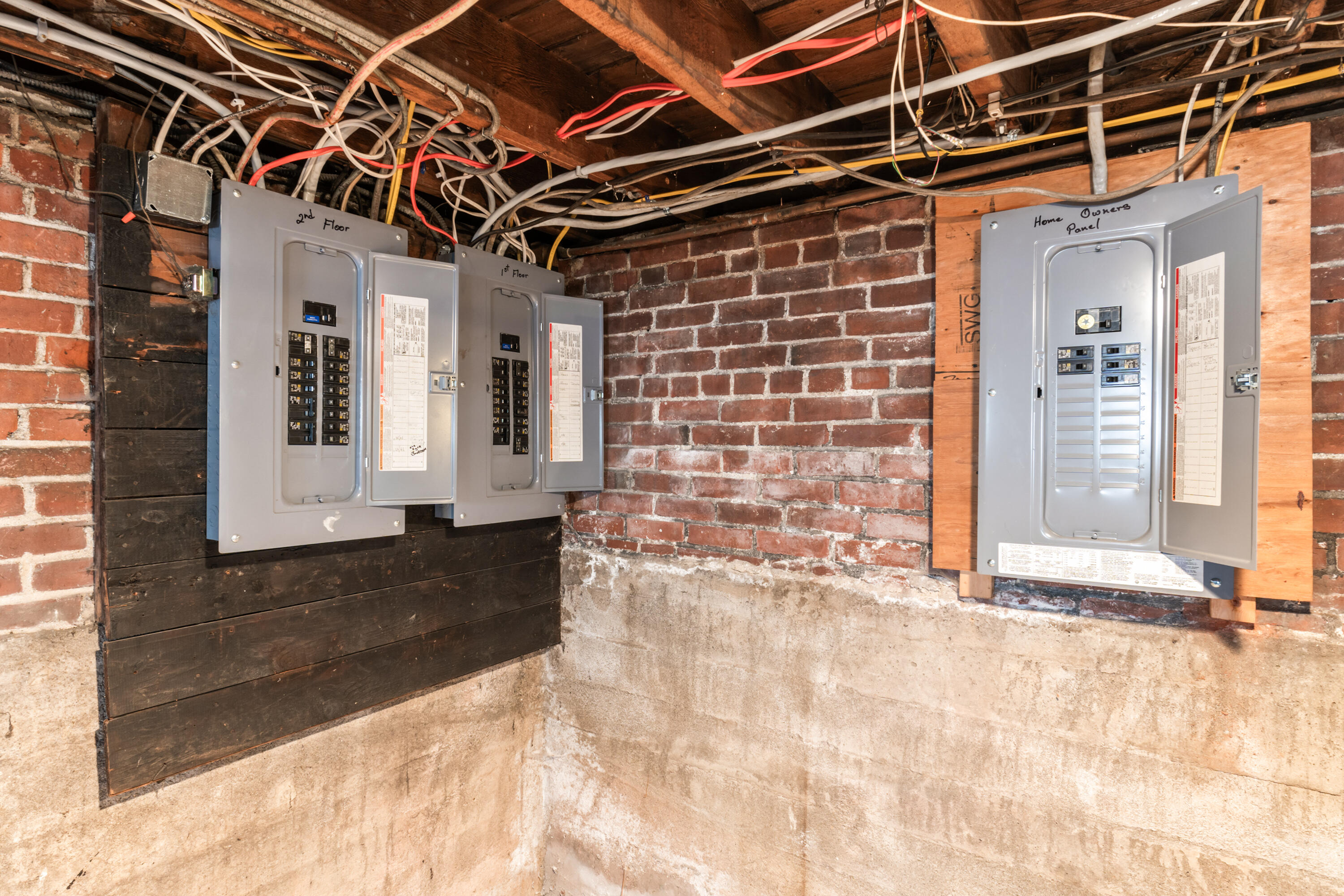 31 Burbank Street Lewiston ME 04240