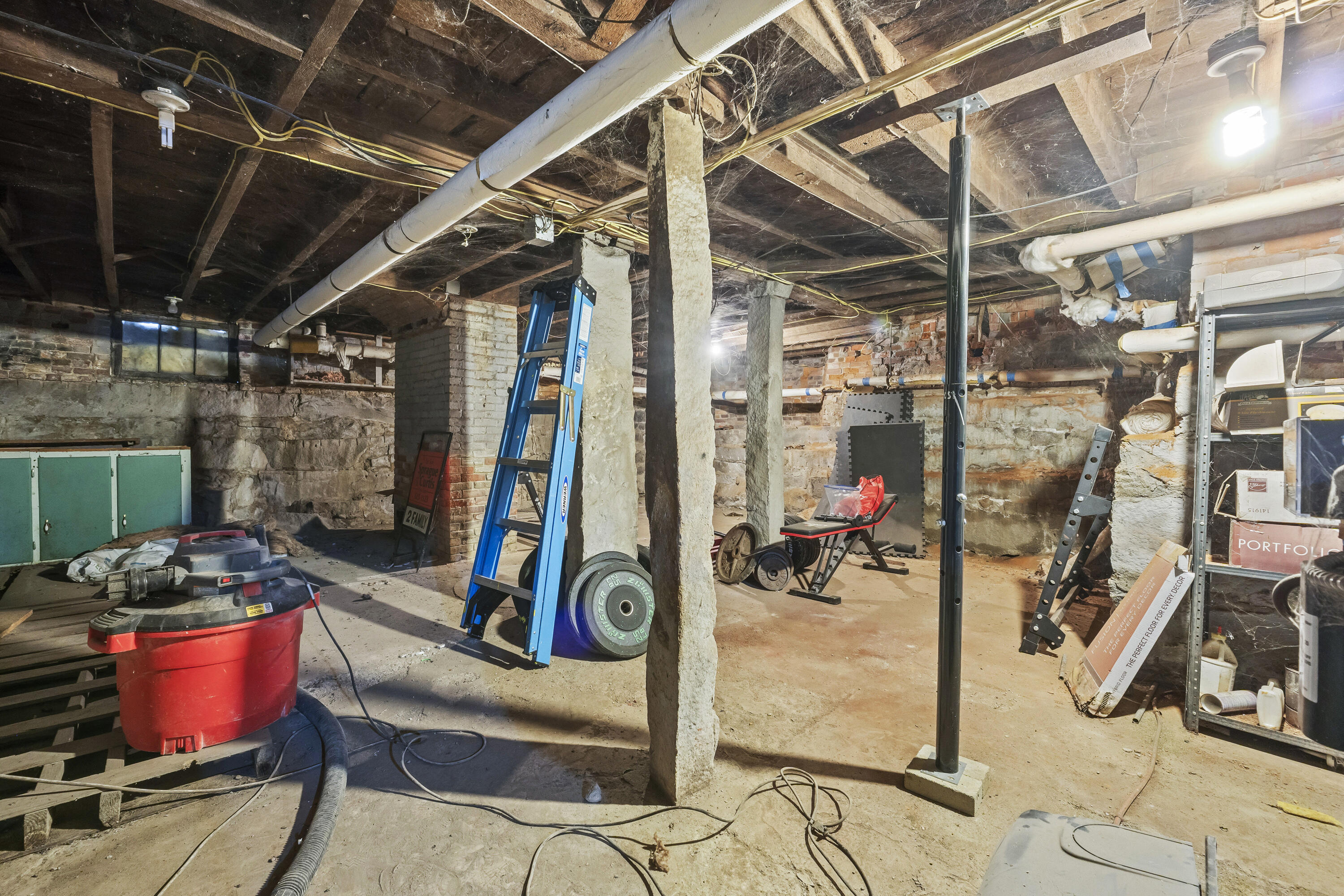 14 Swan Street Augusta ME 04330
