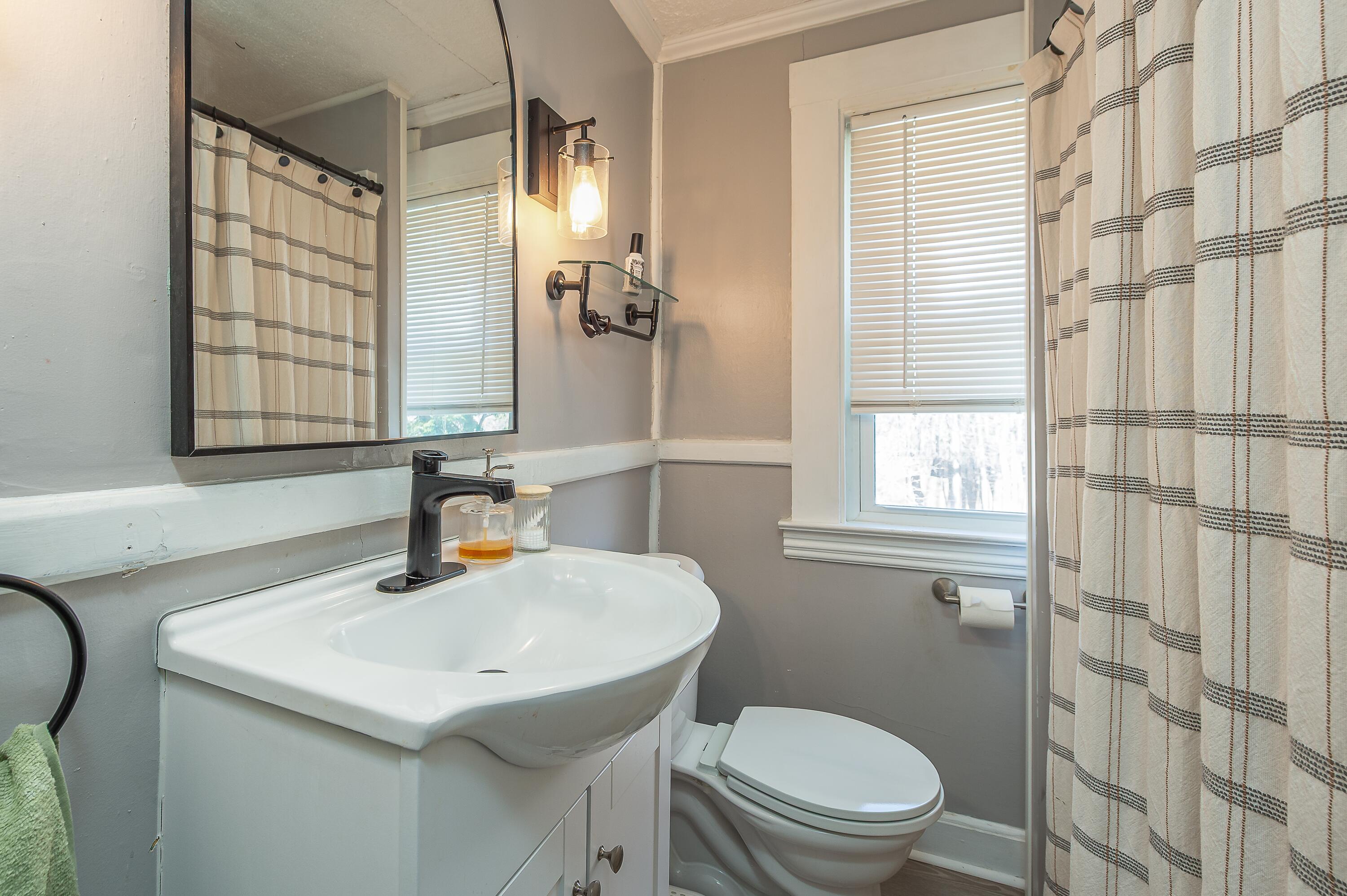 117 Lake Street Auburn ME 04210