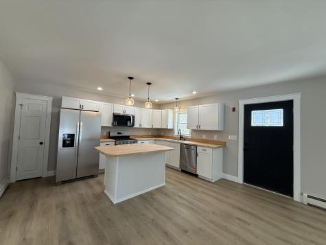 9 Raspberry Hill Road Mechanic Falls ME 04256