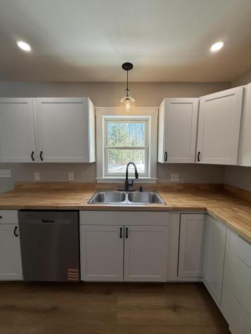 9 Raspberry Hill Road Mechanic Falls ME 04256