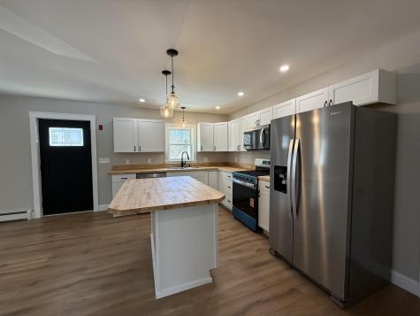 9 Raspberry Hill Road Mechanic Falls ME 04256