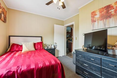 11 Elliott Avenue Lewiston ME 04240