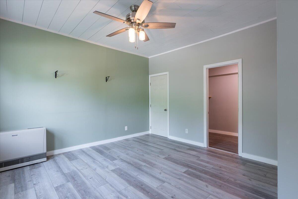 13 Liberty Road Washington ME 04574