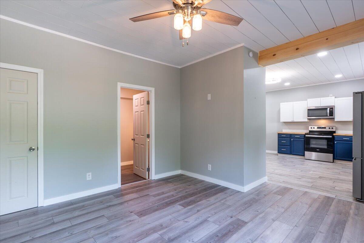 13 Liberty Road Washington ME 04574