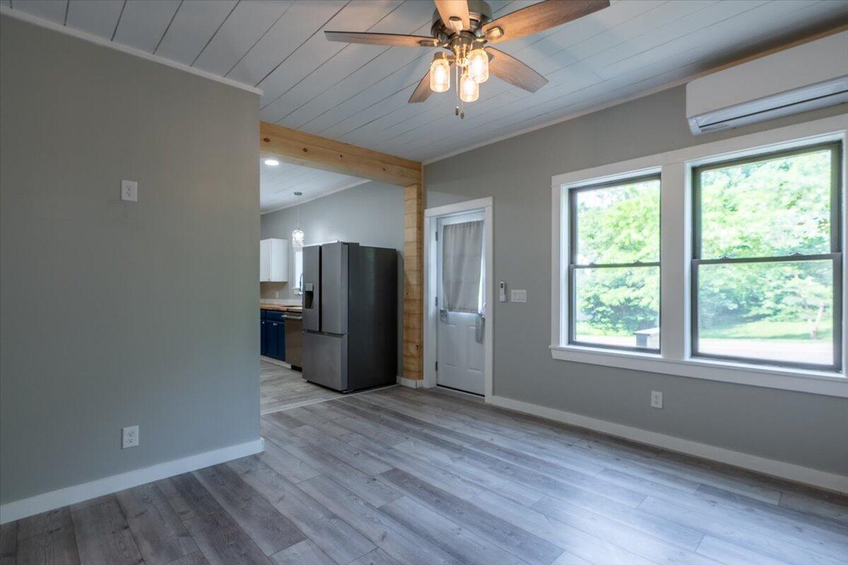 13 Liberty Road Washington ME 04574