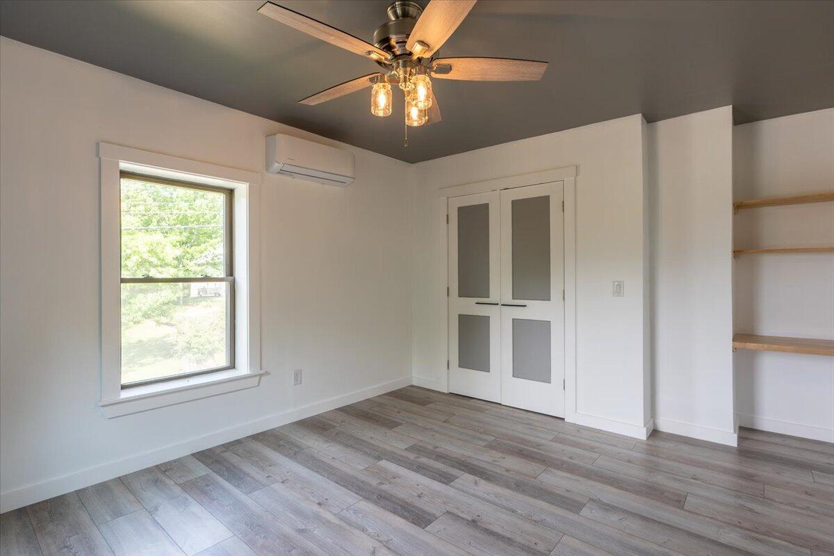 13 Liberty Road Washington ME 04574