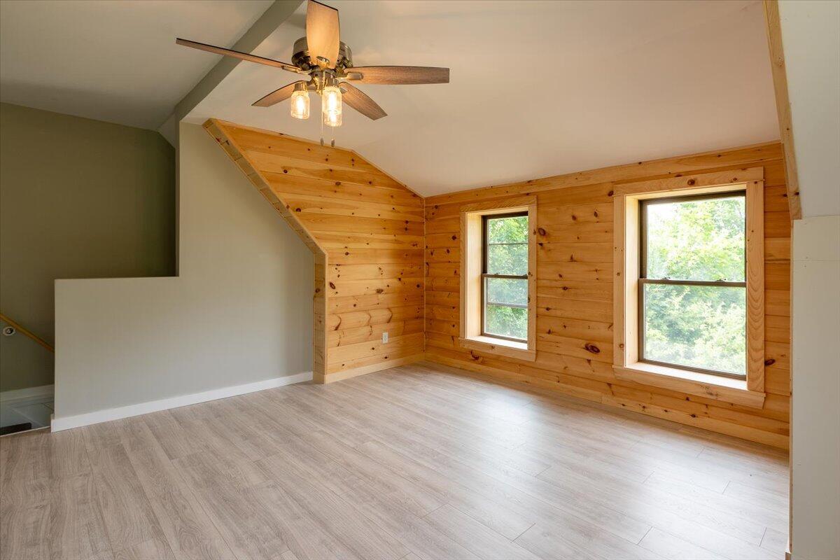 13 Liberty Road Washington ME 04574