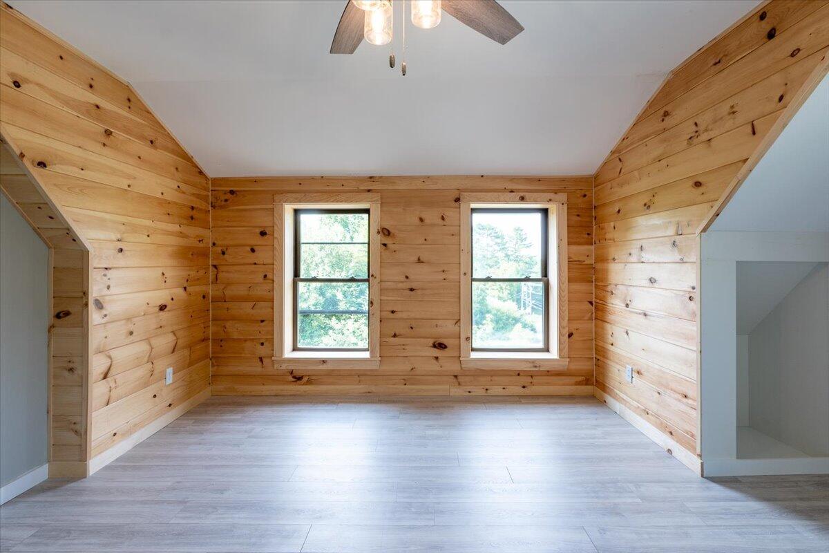 13 Liberty Road Washington ME 04574