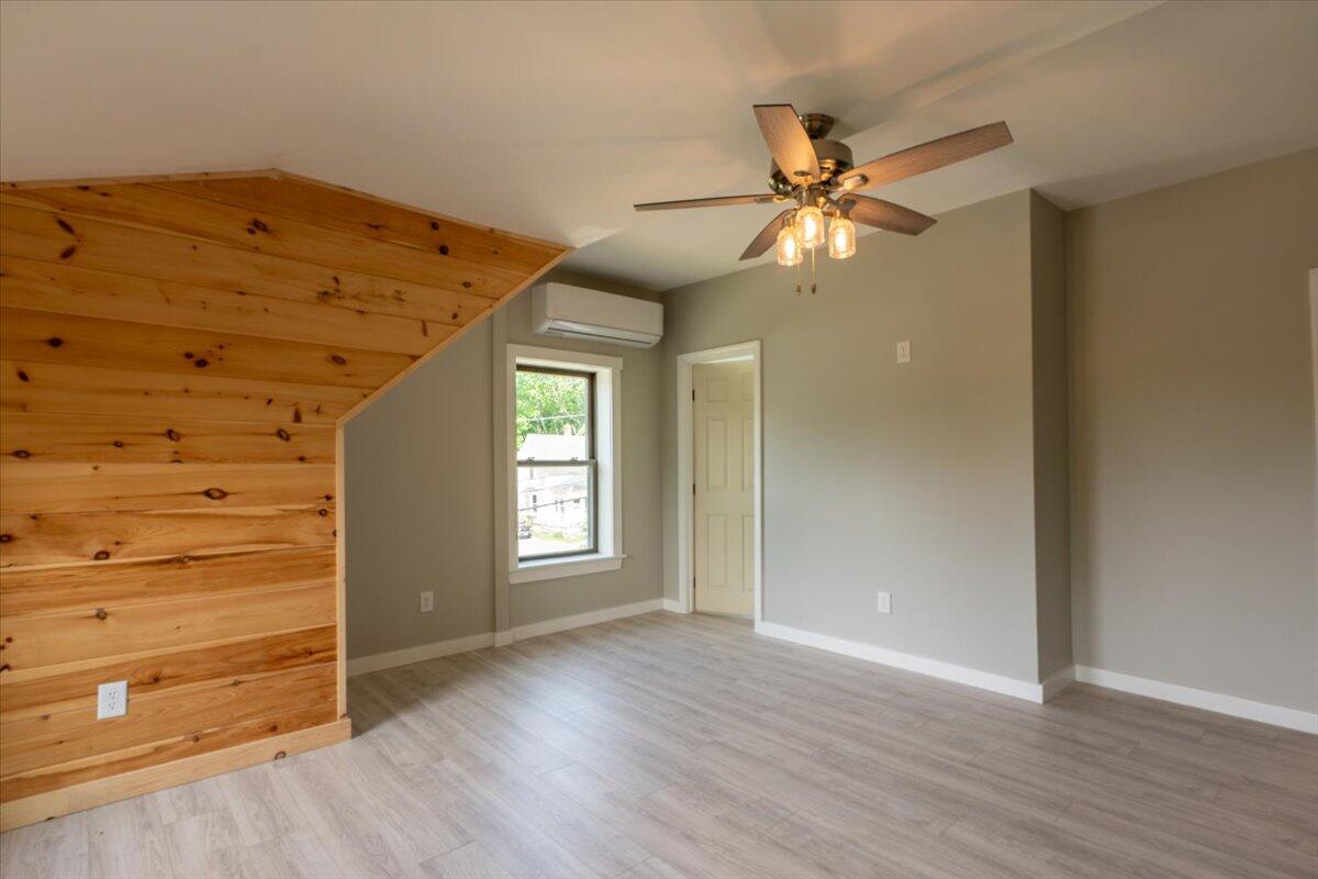 13 Liberty Road Washington ME 04574