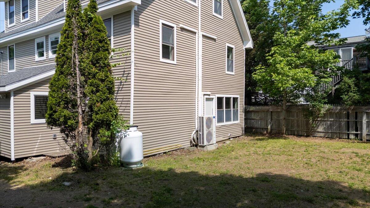 13 Liberty Road Washington ME 04574