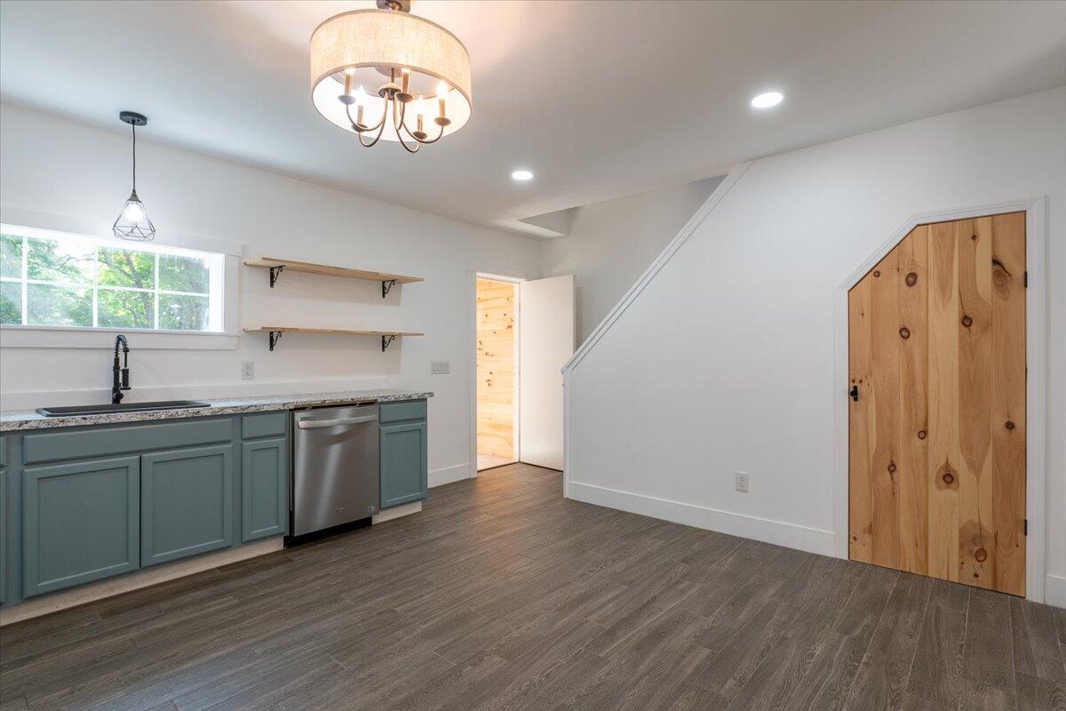 13 Liberty Road Washington ME 04574